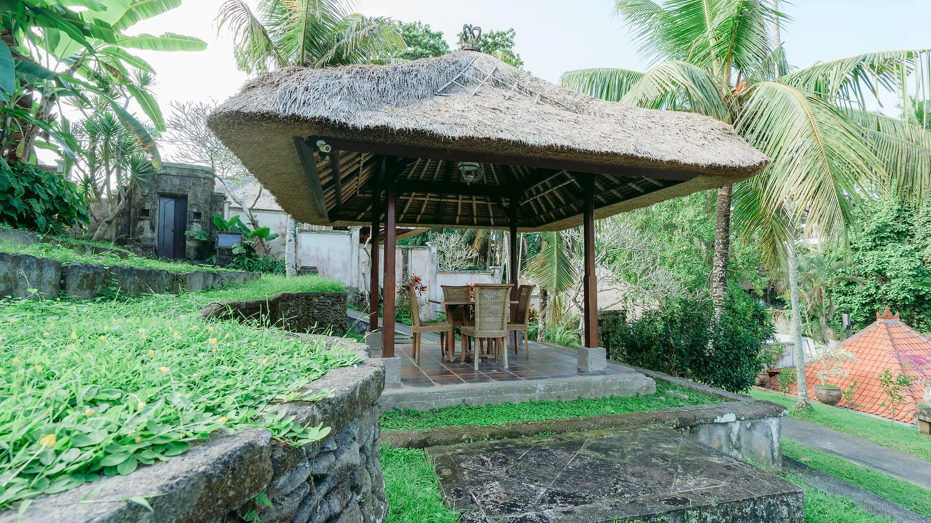 Pertiwi Resort & Spa Ubud  3*, Ubud (Bali)